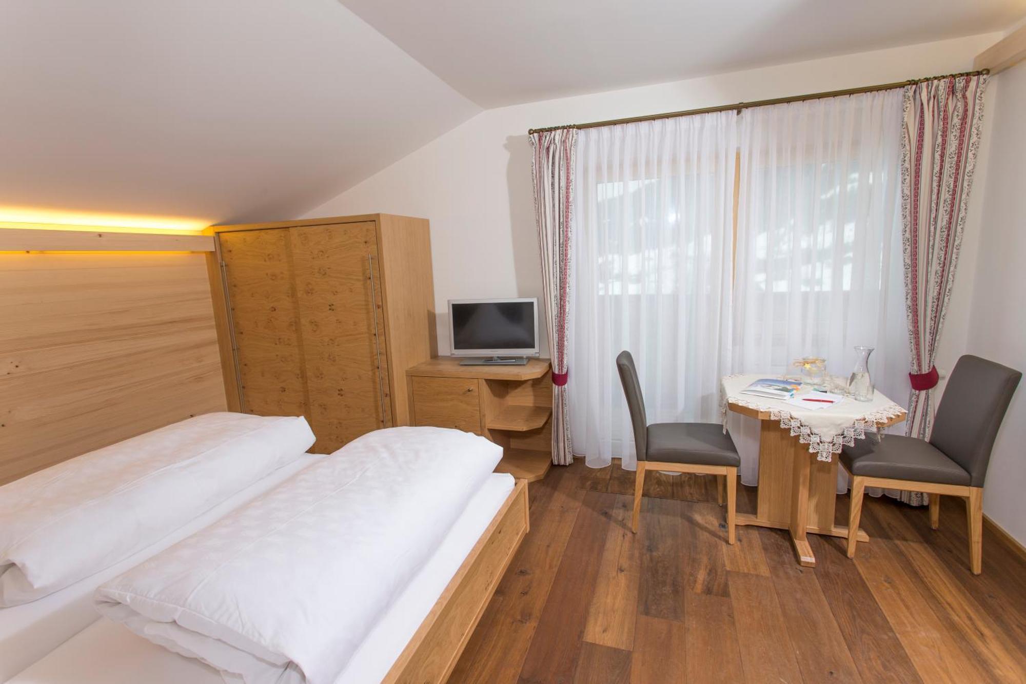 Gästehaus Mathies Mittelberg Zimmer foto